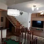 Apto Aconchegante Em Capivari Com Lareira E Sacada